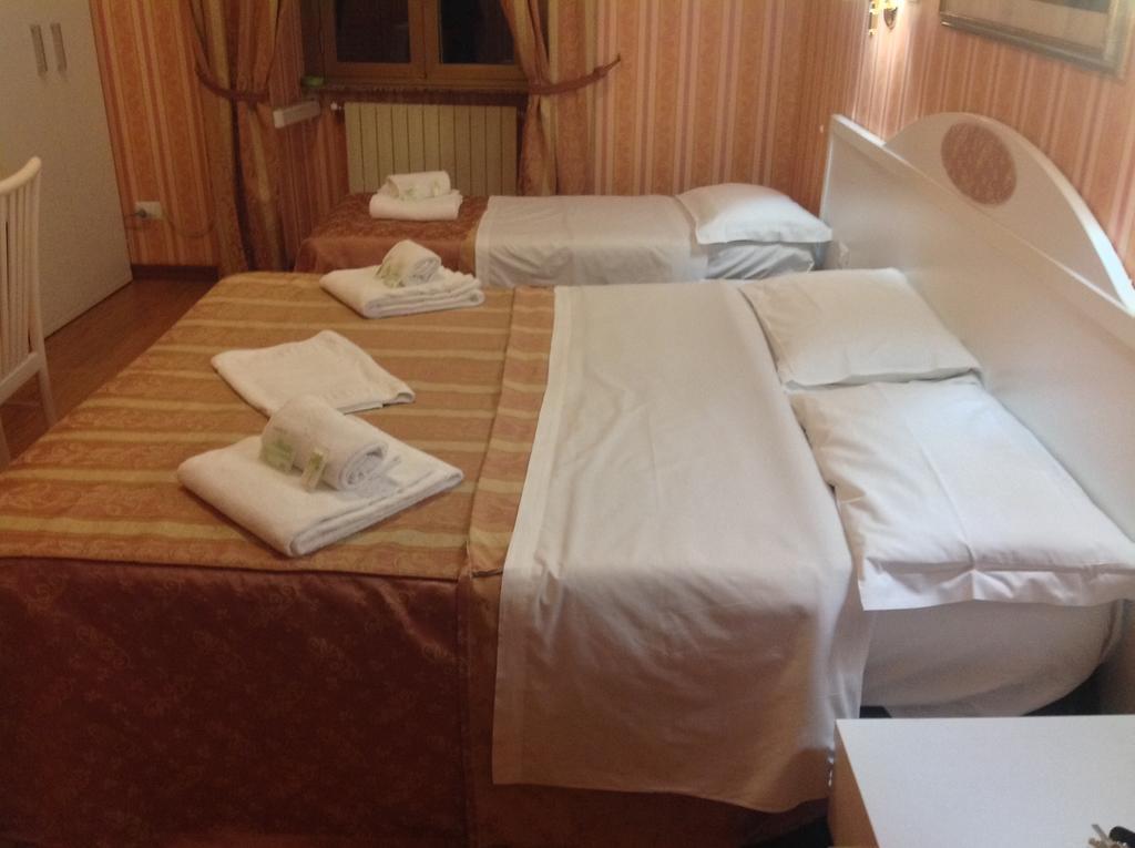 Rome Palace Hotel — Foto 3